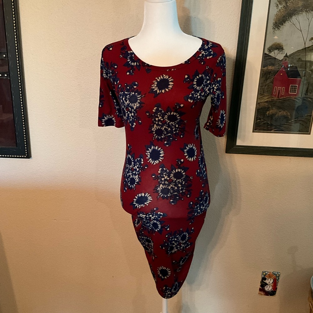 Lularoe Julia Red/Blue Floral Dress XS